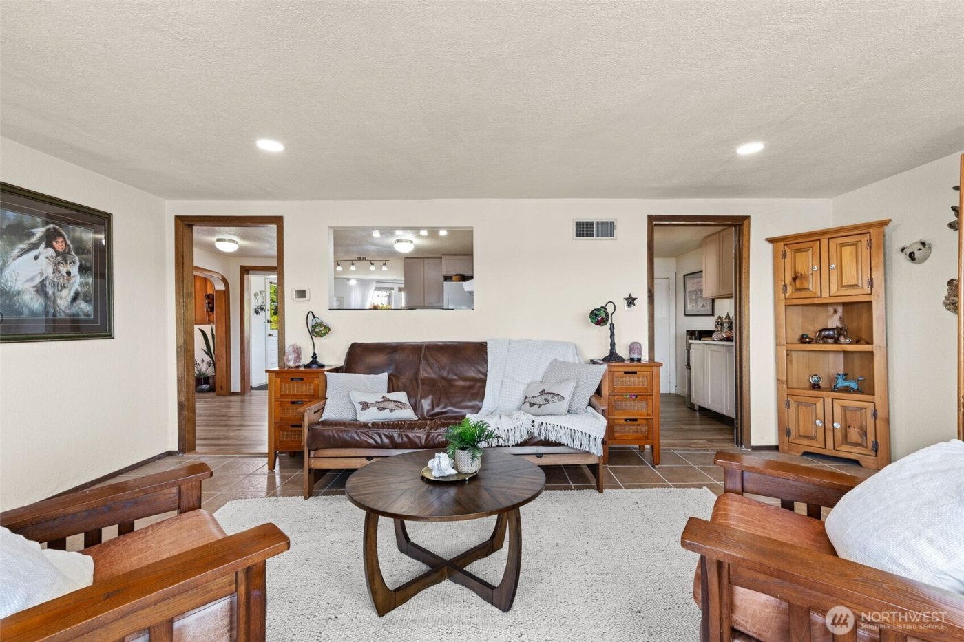 2423 Day Island Boulevard W, University Place, WA 98466