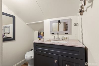 2423 Day Island Boulevard W, University Place, WA 98466 - Photo 34