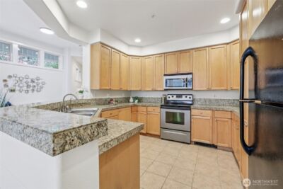 4322 NE 5th Court #105, Renton, WA 98059 - Photo 13