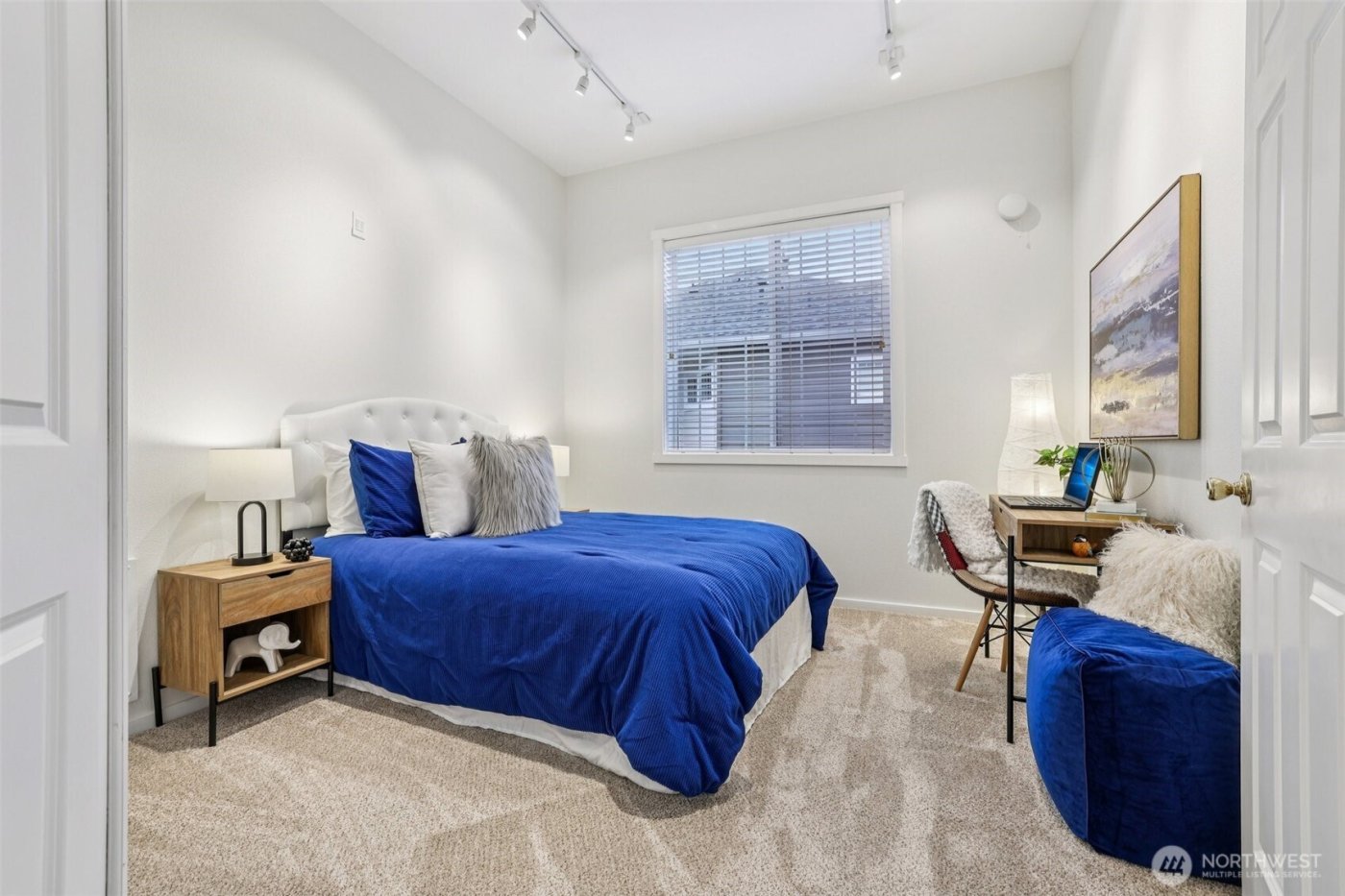 4322 NE 5th Court #105, Renton, WA 98059