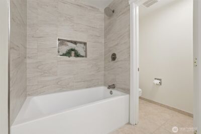 4322 NE 5th Court #105, Renton, WA 98059 - Photo 25