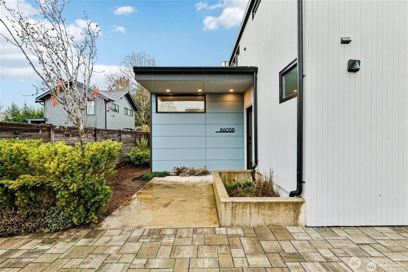 8605 5th Avenue NE #B, Seattle, WA 98115