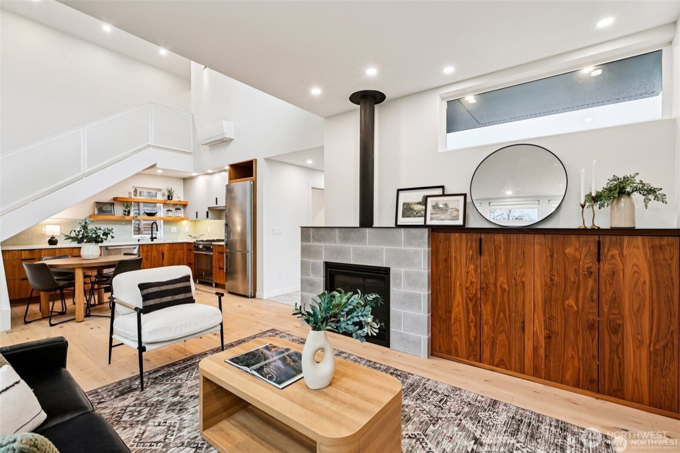 8605 5th Avenue NE #B, Seattle, WA 98115