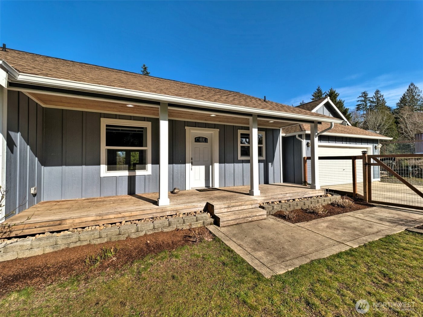 235 E Heights Place N, Belfair, WA 98528
