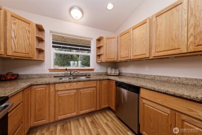 235 E Heights Place N, Belfair, WA 98528 - Photo 18