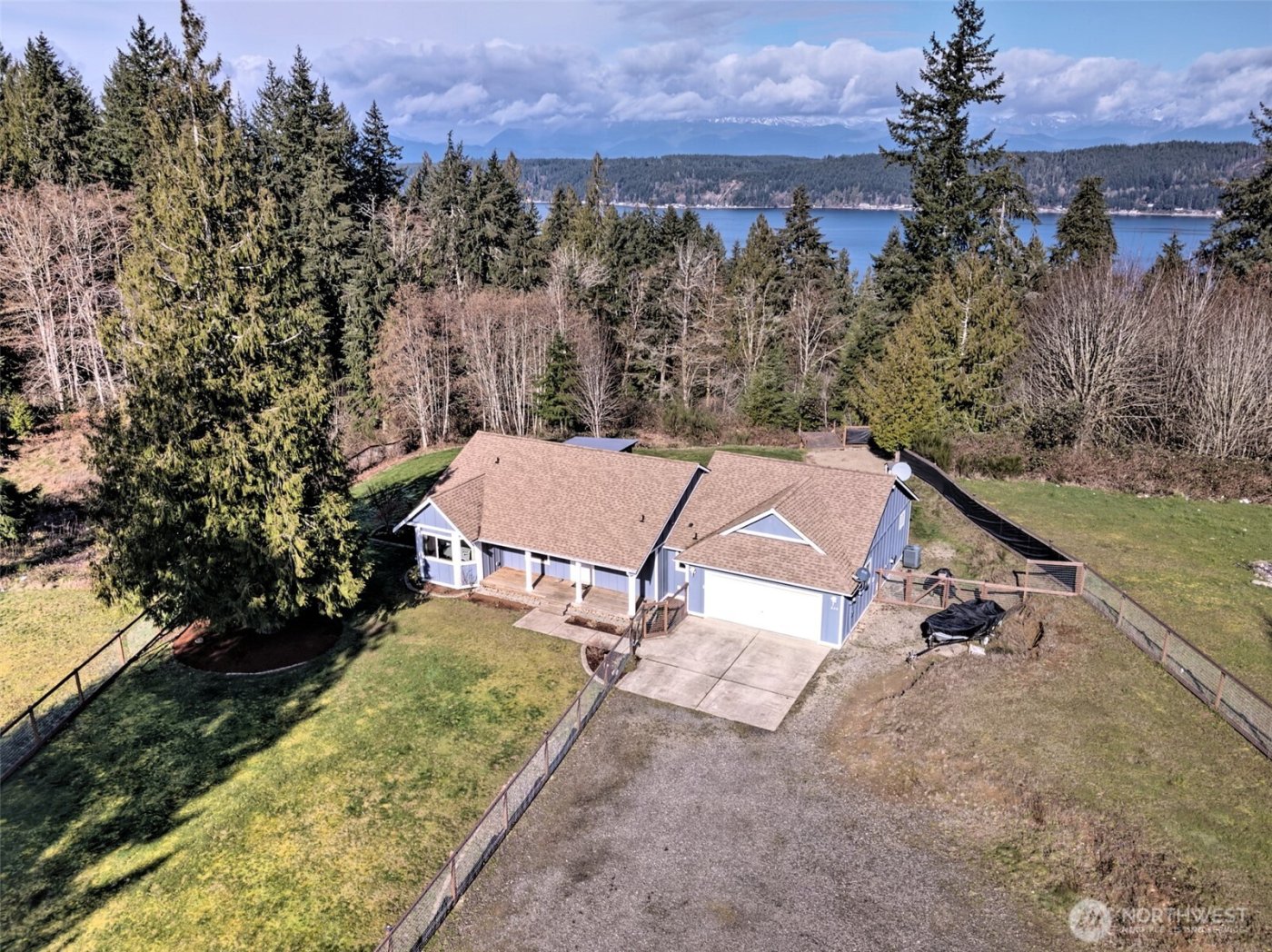 235 E Heights Place N, Belfair, WA 98528