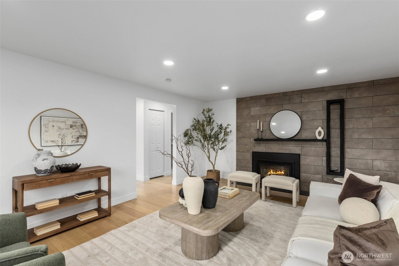 1324 E Walnut Street , Kent, WA 98030