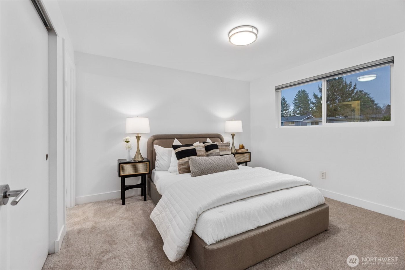 1324 E Walnut Street , Kent, WA 98030