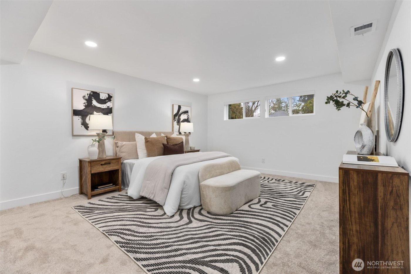 1324 E Walnut Street , Kent, WA 98030