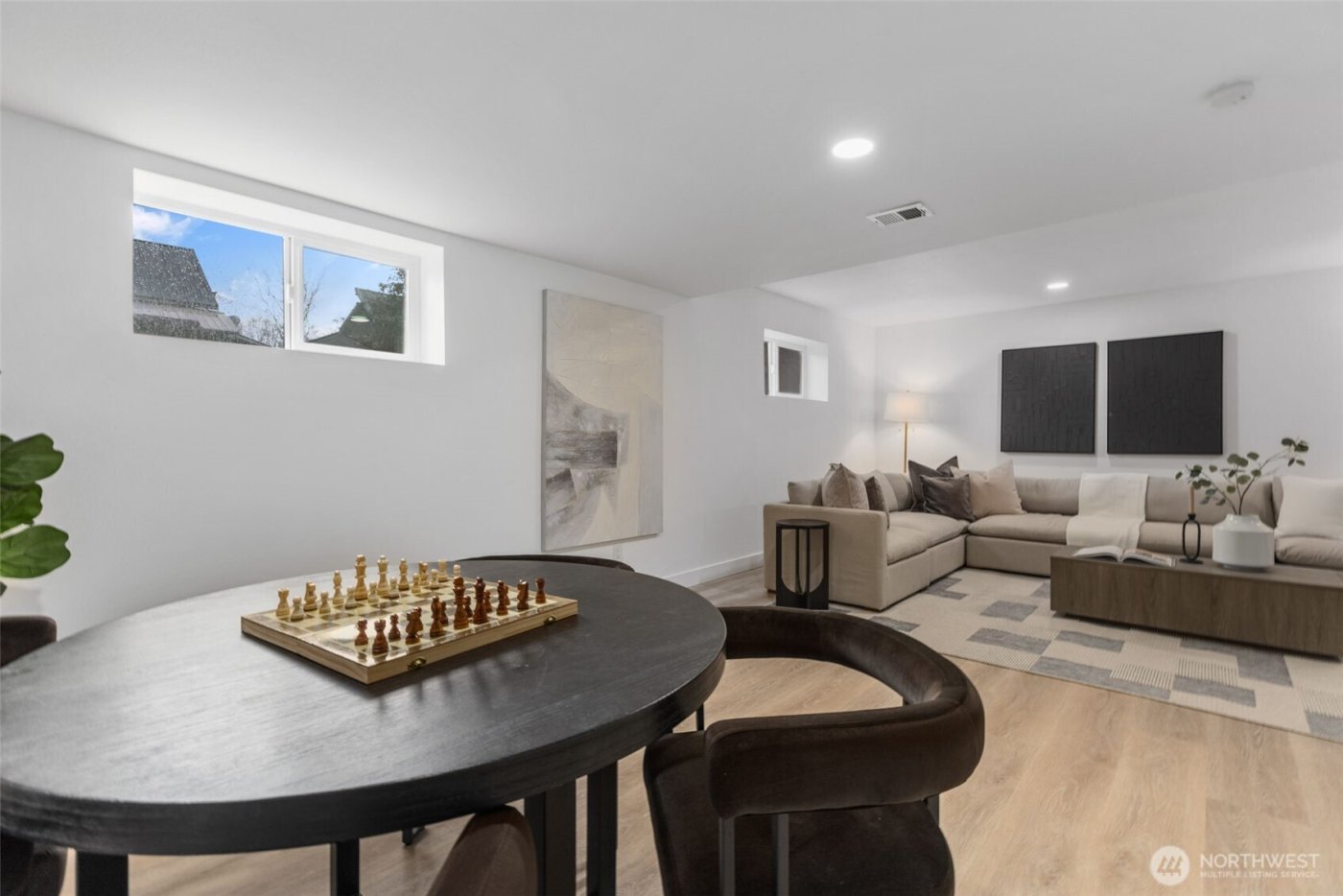 1324 E Walnut Street , Kent, WA 98030