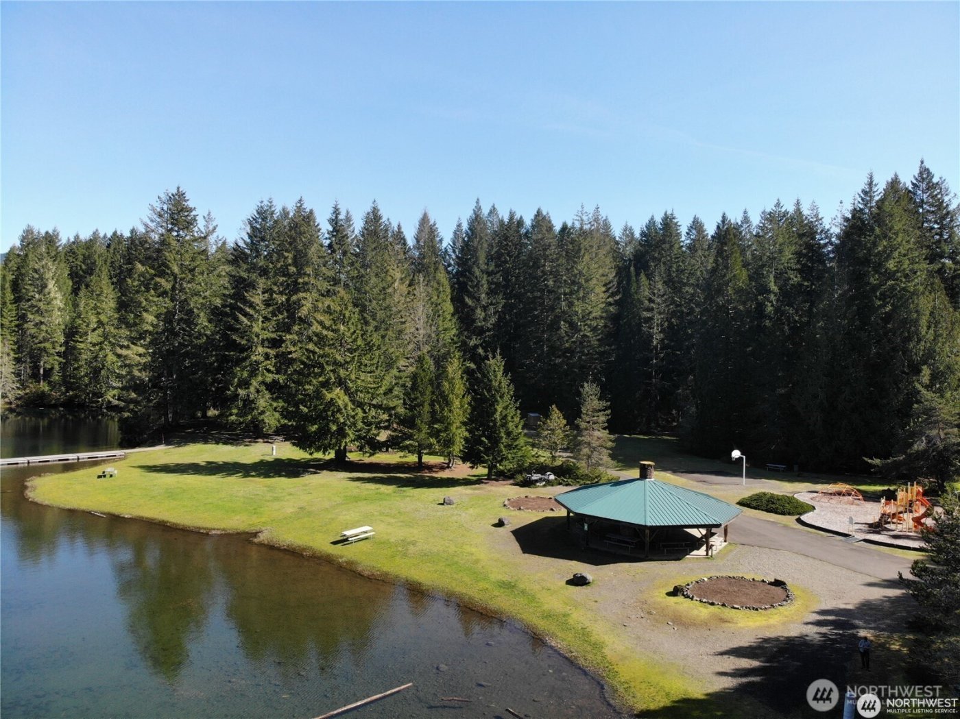 101 N Duckabush Loop W, Hoodsport, WA 98548