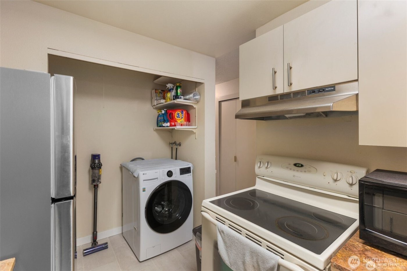 2534 S 317th Street ##103, Federal Way, WA 98003