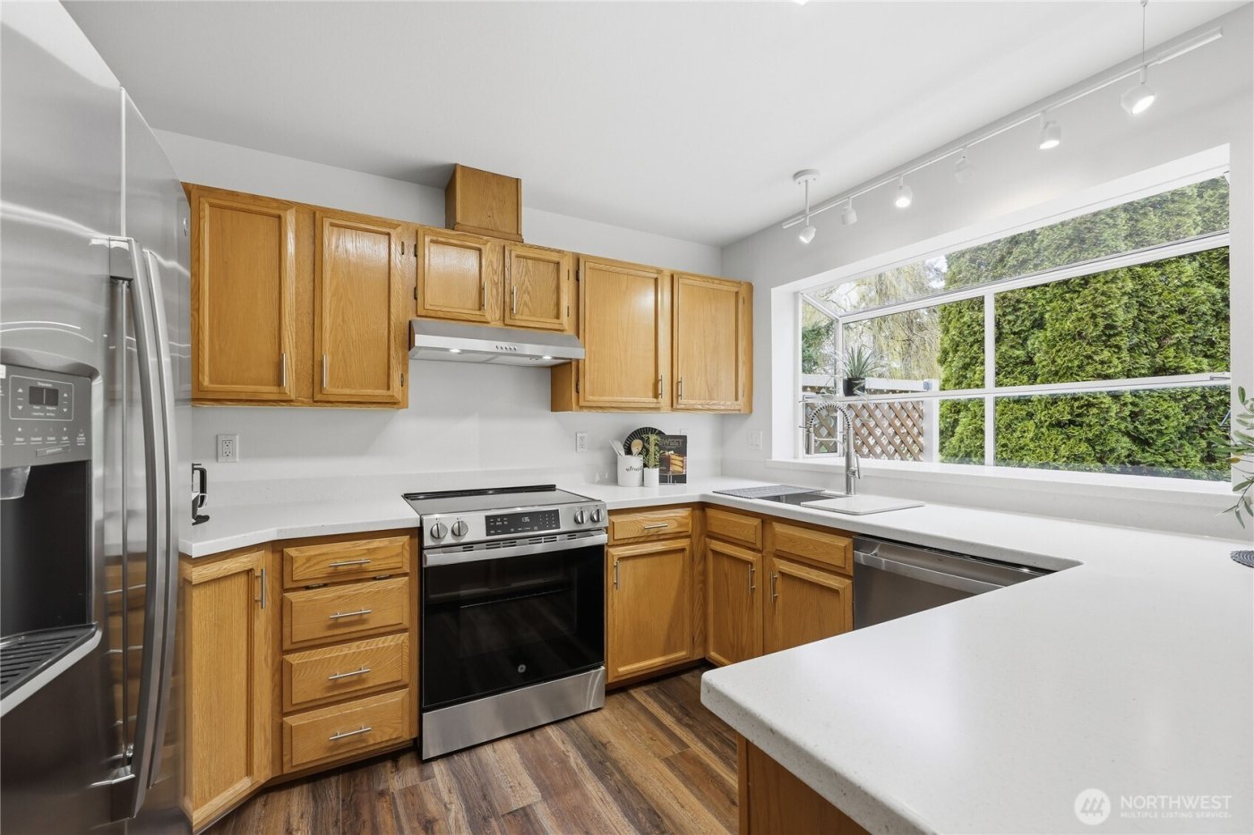 2162 NE Kevos Pond Drive , Poulsbo, WA 98370