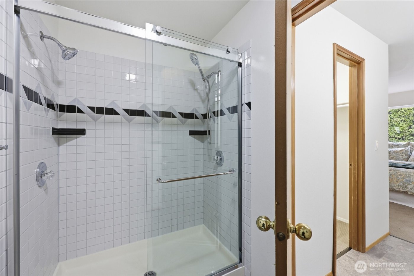 2162 NE Kevos Pond Drive , Poulsbo, WA 98370