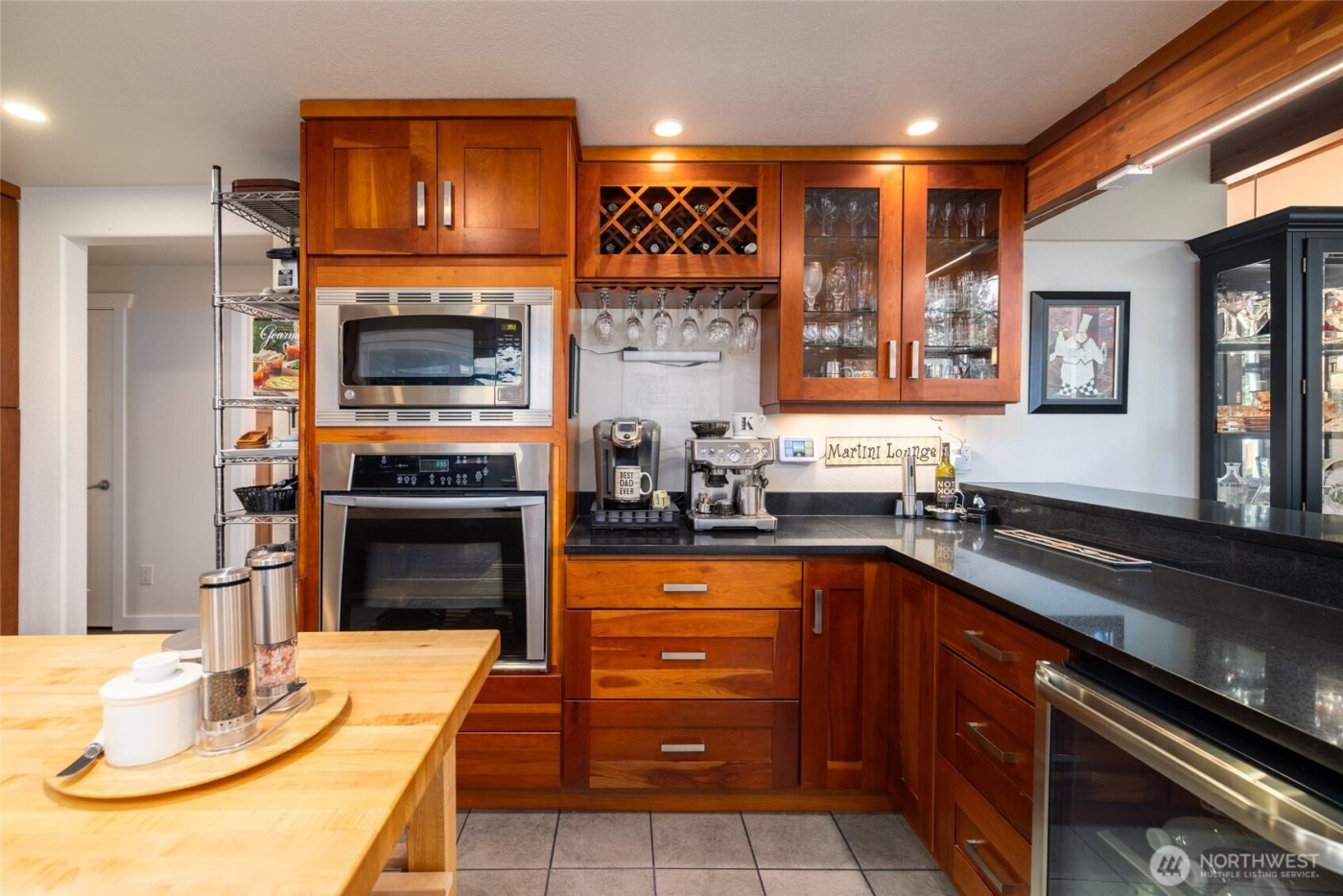 16505 Country Club Drive , Burlington, WA 98233