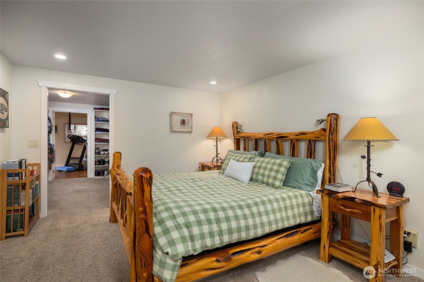 16505 Country Club Drive , Burlington, WA 98233