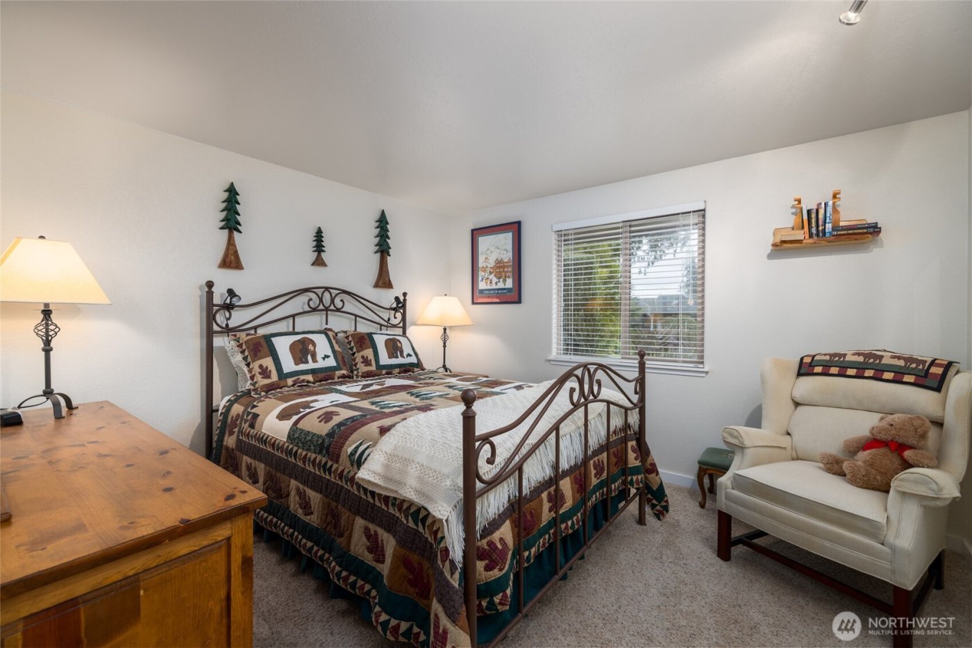 16505 Country Club Drive , Burlington, WA 98233