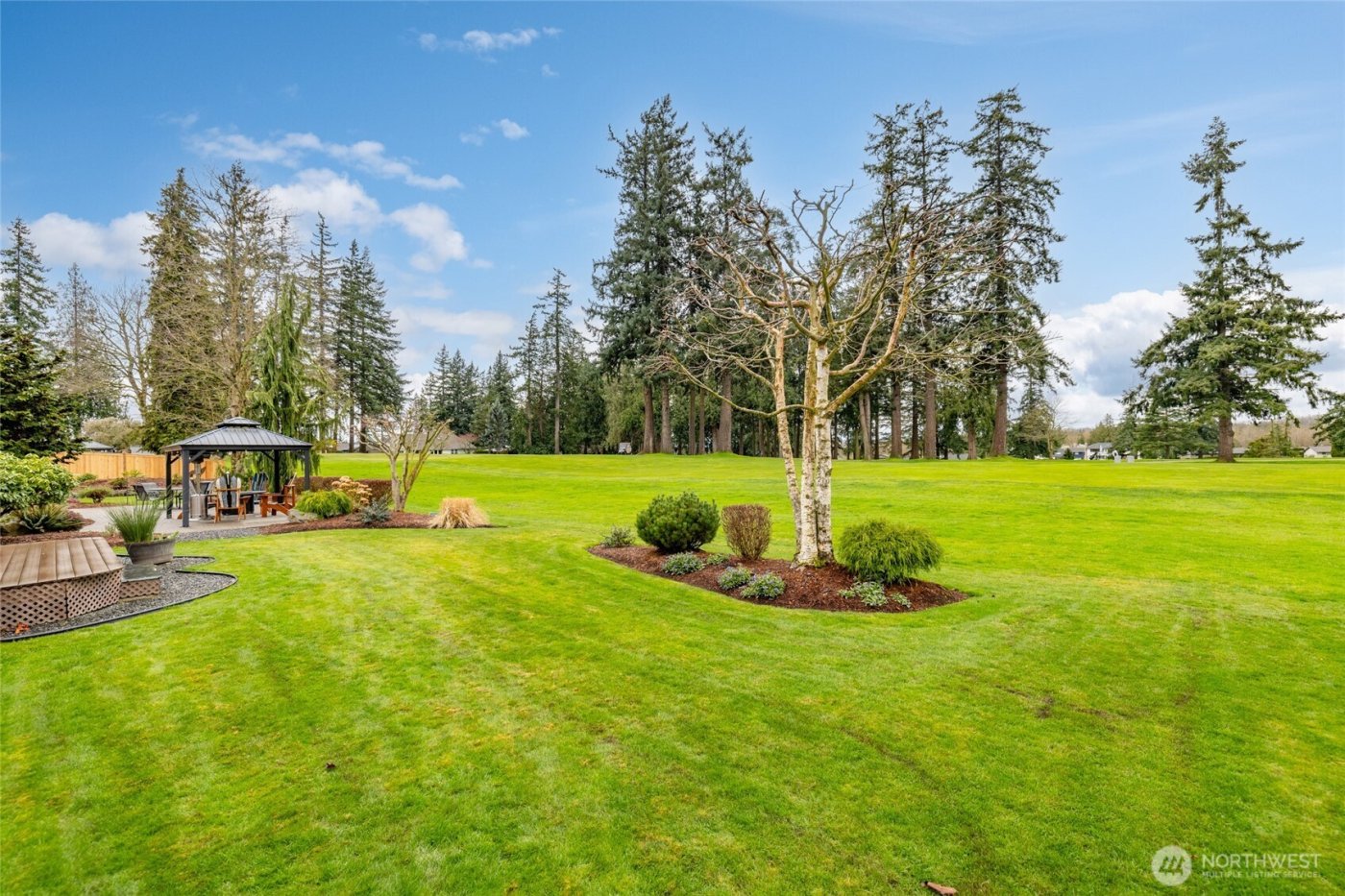 16505 Country Club Drive , Burlington, WA 98233