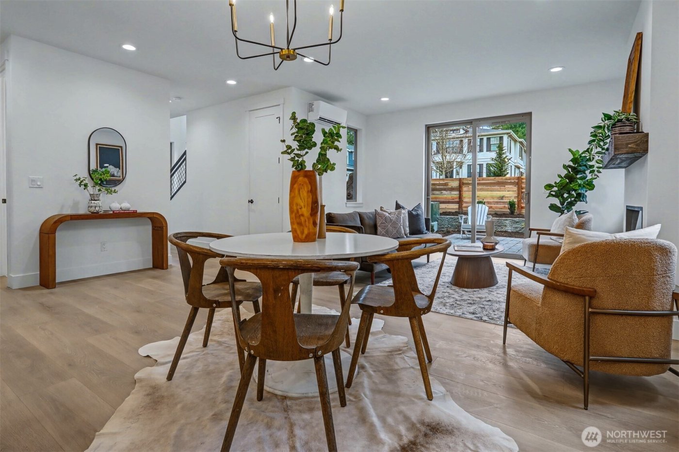 11247 108th Avenue NE, Kirkland, WA 98033