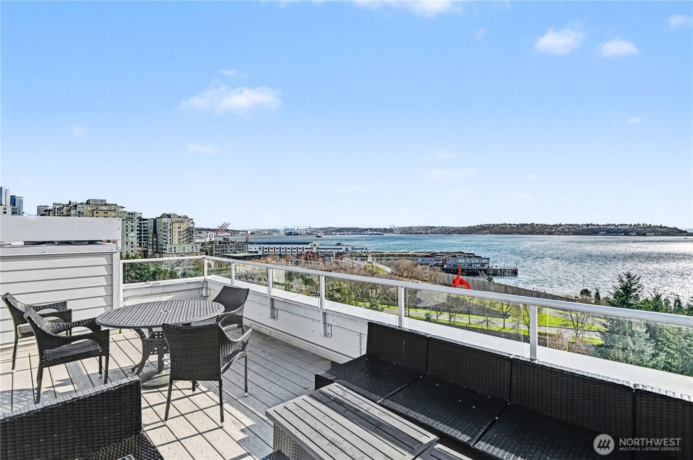 3028 Western Avenue #214, Seattle, WA 98121