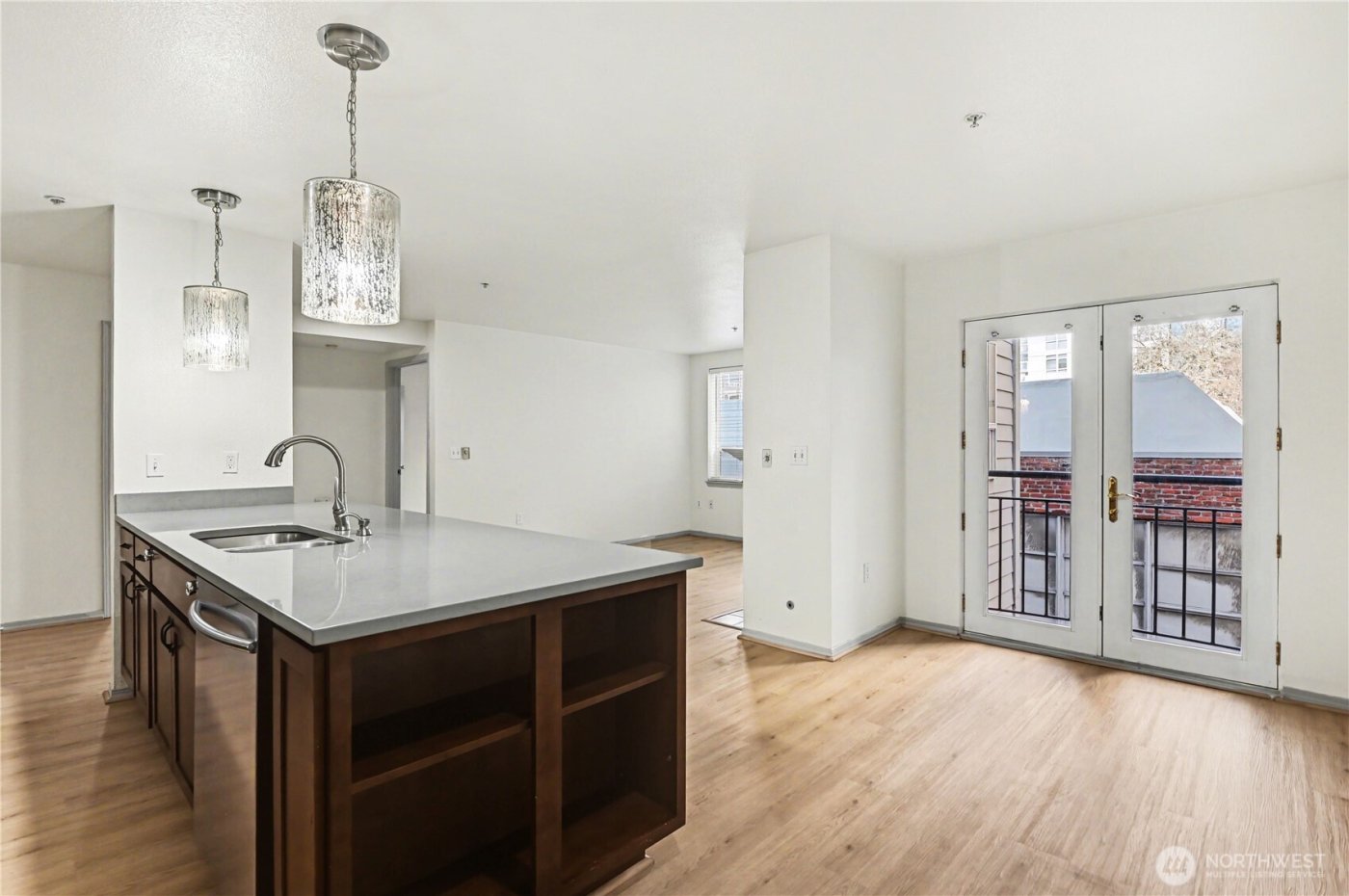 3028 Western Avenue #214, Seattle, WA 98121