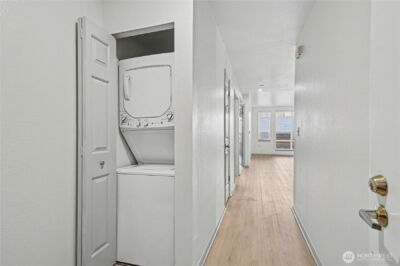 3028 Western Avenue #214, Seattle, WA 98121 - Photo 16