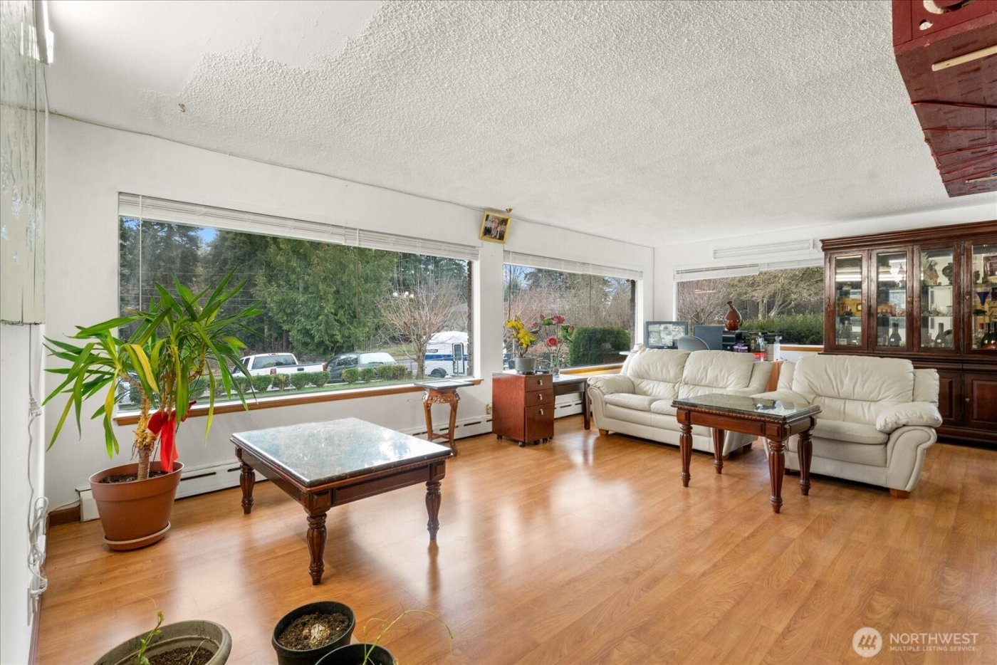 16545 Des Moines Memorial Drive S, Burien, WA 98148