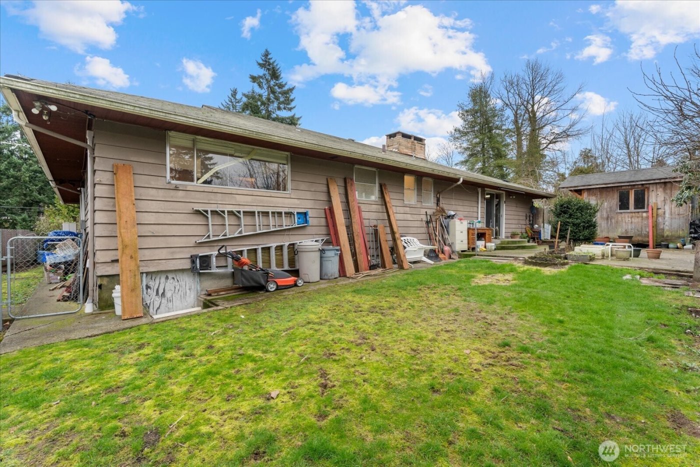 16545 Des Moines Memorial Drive S, Burien, WA 98148