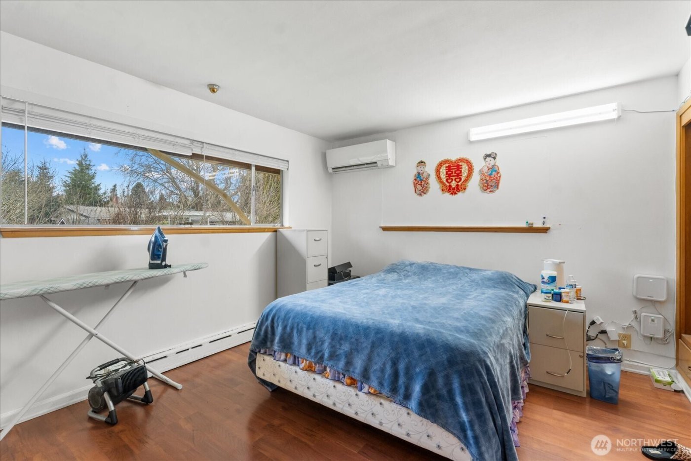 16545 Des Moines Memorial Drive S, Burien, WA 98148