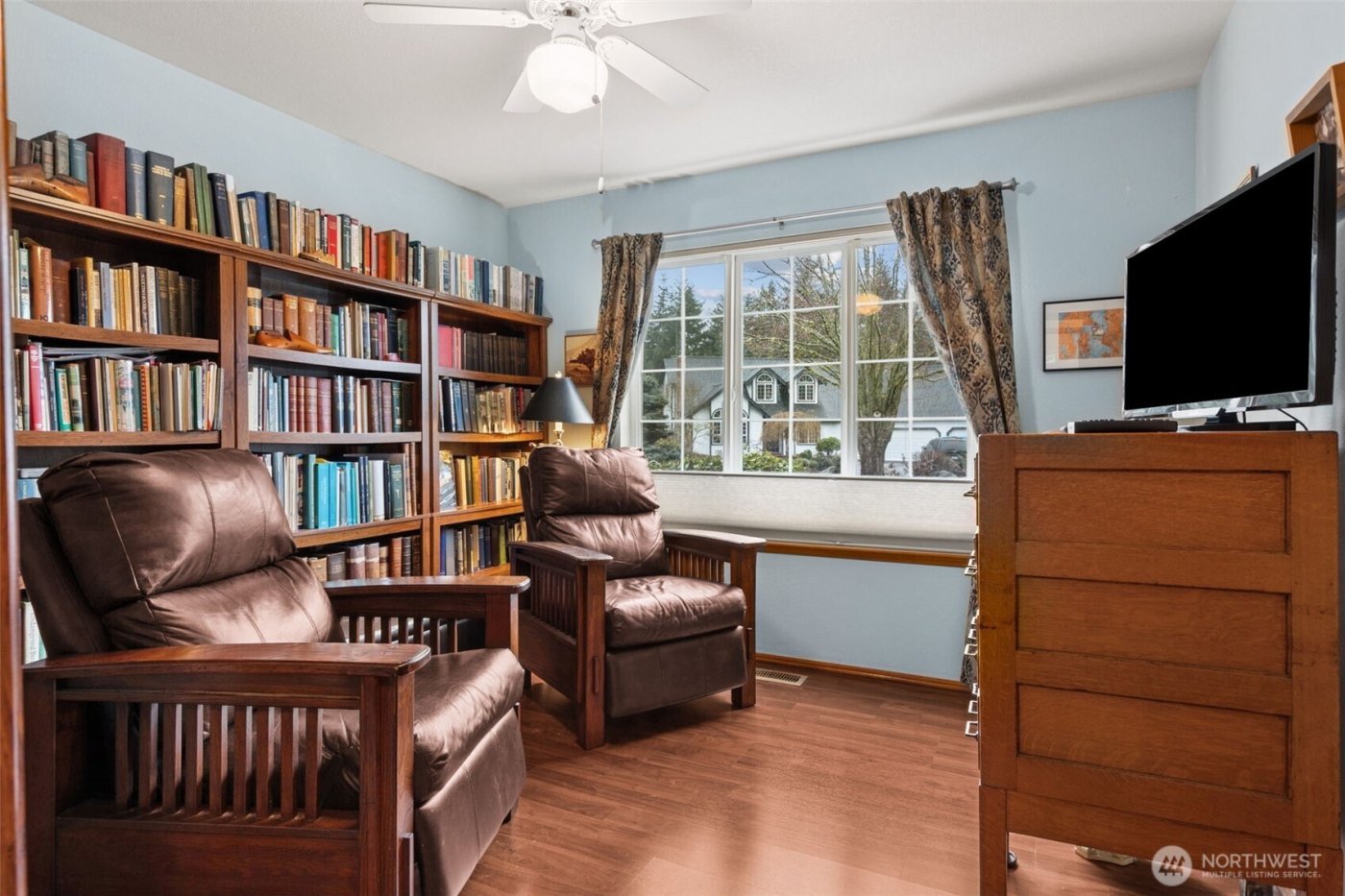 7206 Deerfield Park Drive NE, Olympia, WA 98516