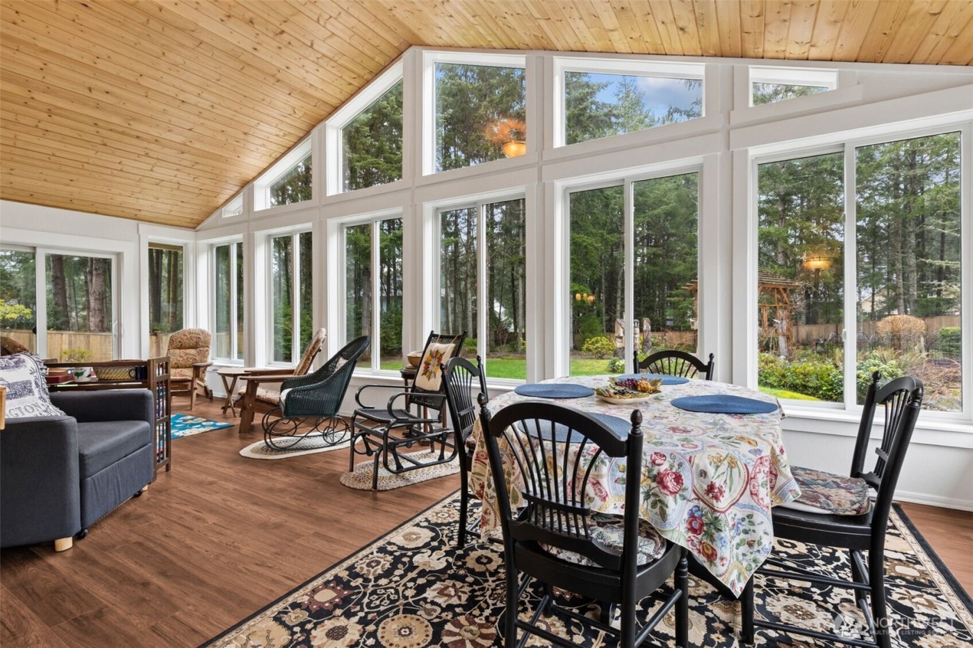 7206 Deerfield Park Drive NE, Olympia, WA 98516