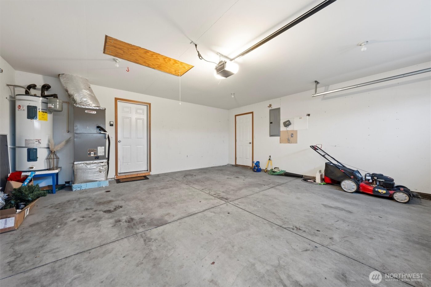 682 L St SE, Ephrata, WA 98823