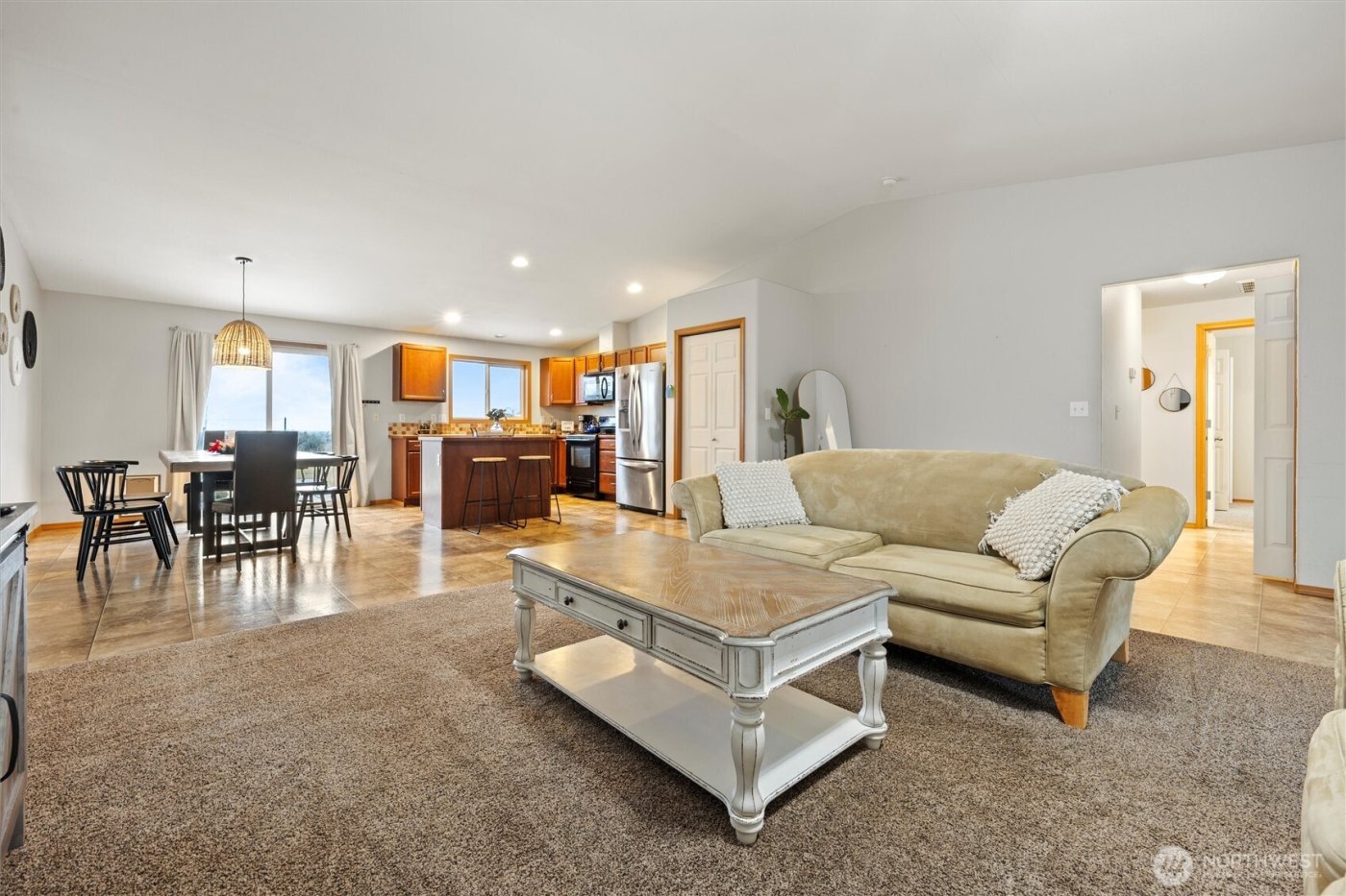 682 L St SE, Ephrata, WA 98823