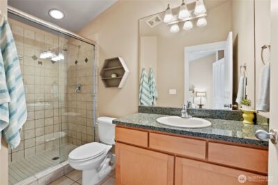 6342 5th Ave NE, Seattle, WA 98115 - Photo 12