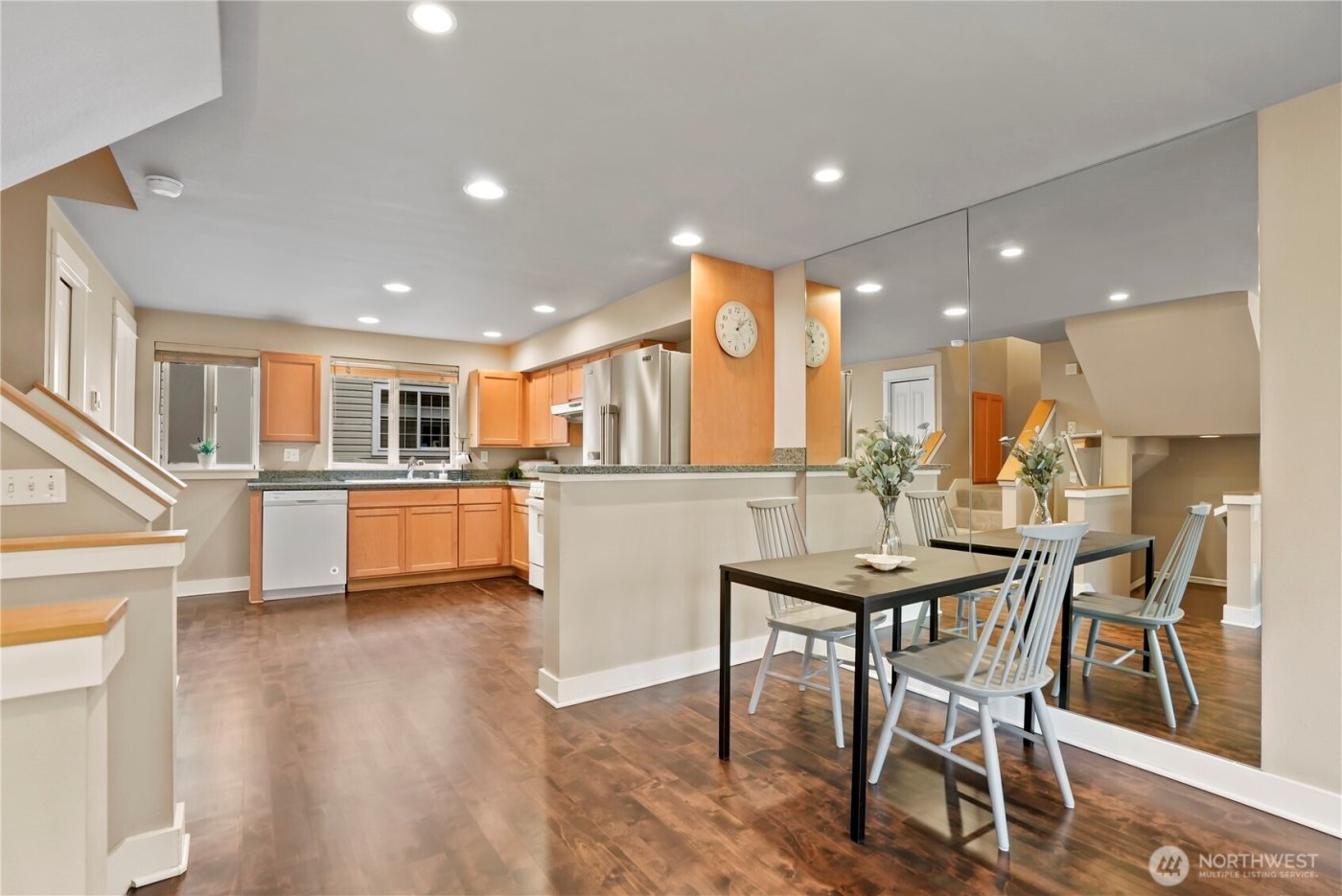 6342 5th Ave NE, Seattle, WA 98115