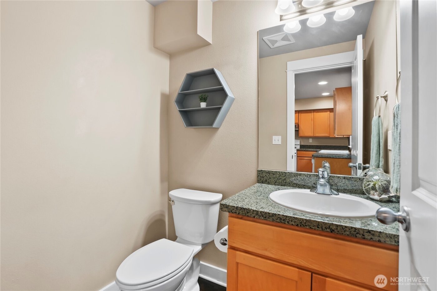 6342 5th Ave NE, Seattle, WA 98115