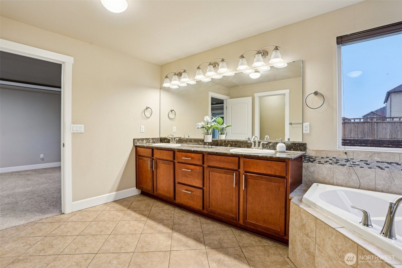 1415 39th Street SE, Puyallup, WA 98372