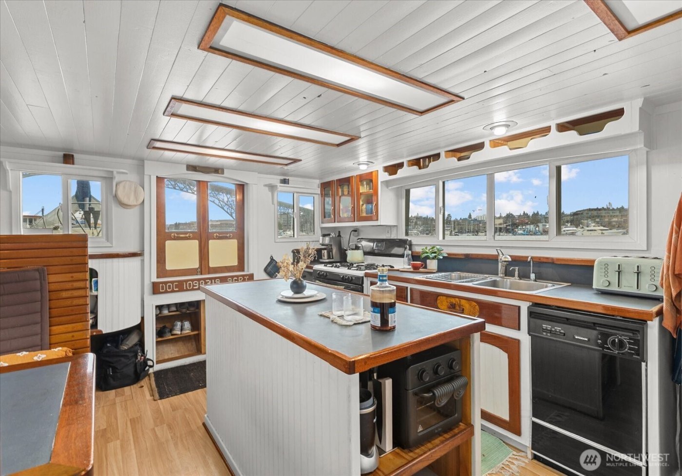 2706 Westlake Avenue N #01A, Seattle, WA 98109