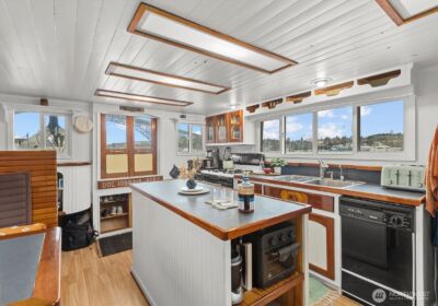 2706 Westlake Avenue N #01A, Seattle, WA 98109 - Photo 15