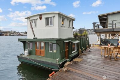 2706 Westlake Avenue N #01A, Seattle, WA 98109 - Photo 2