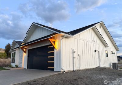 146 33rd Street , East Wenatchee, WA 98802 - Photo 3