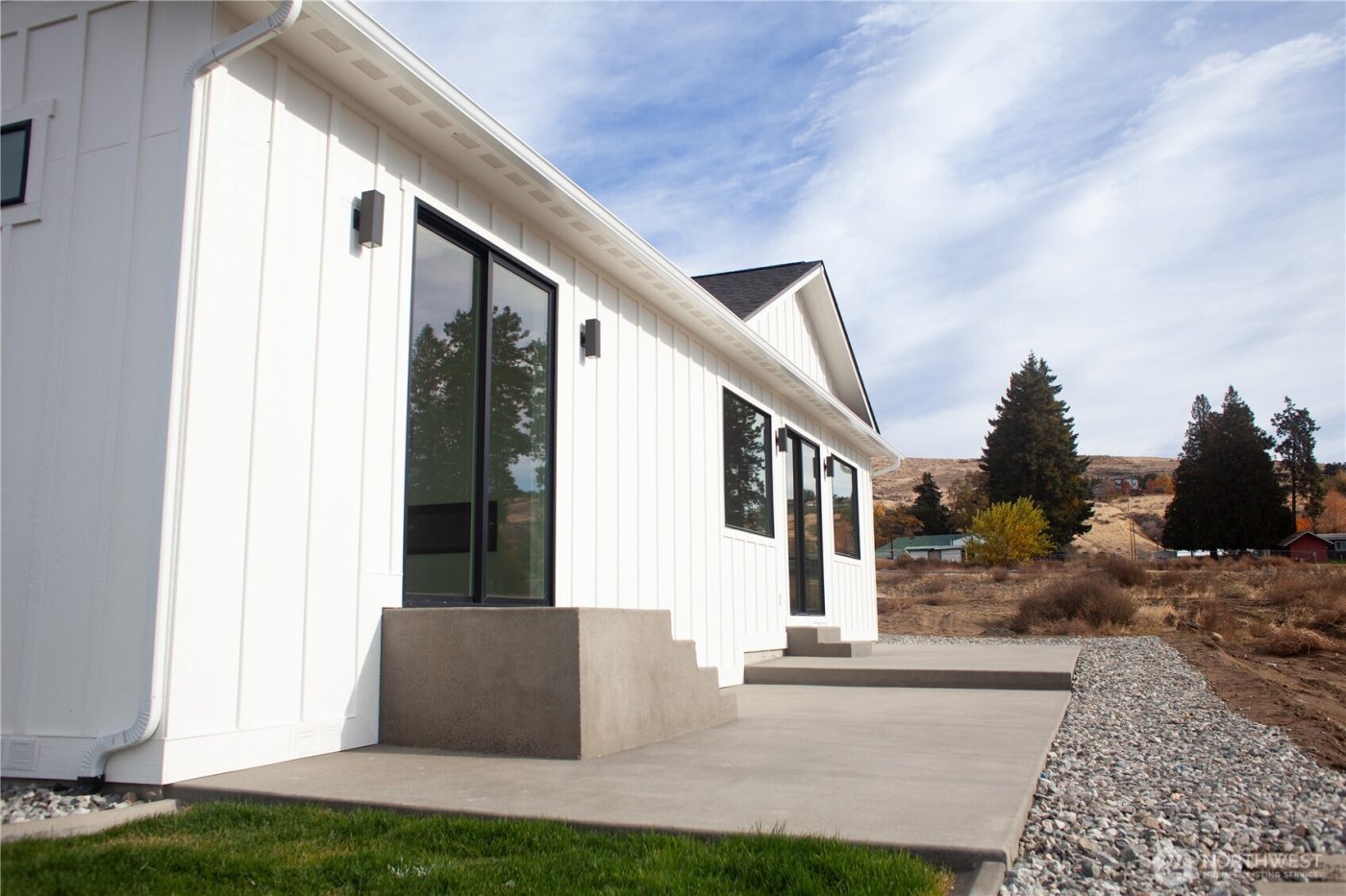 146 33rd Street , East Wenatchee, WA 98802