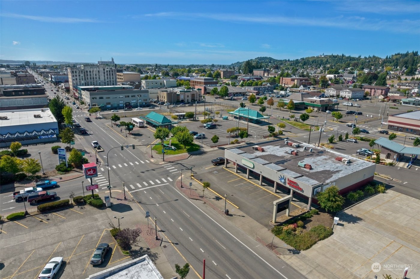 400 E Wishkah Street , Aberdeen, WA 98520