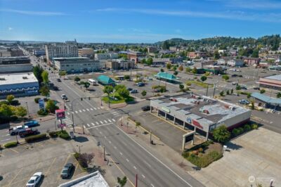 400 E Wishkah Street , Aberdeen, WA 98520 - Photo 2