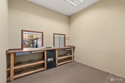 400 E Wishkah Street , Aberdeen, WA 98520 - Photo 23