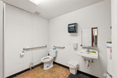 400 E Wishkah Street , Aberdeen, WA 98520 - Photo 28