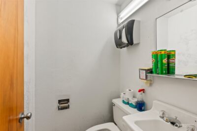 400 E Wishkah Street , Aberdeen, WA 98520 - Photo 35