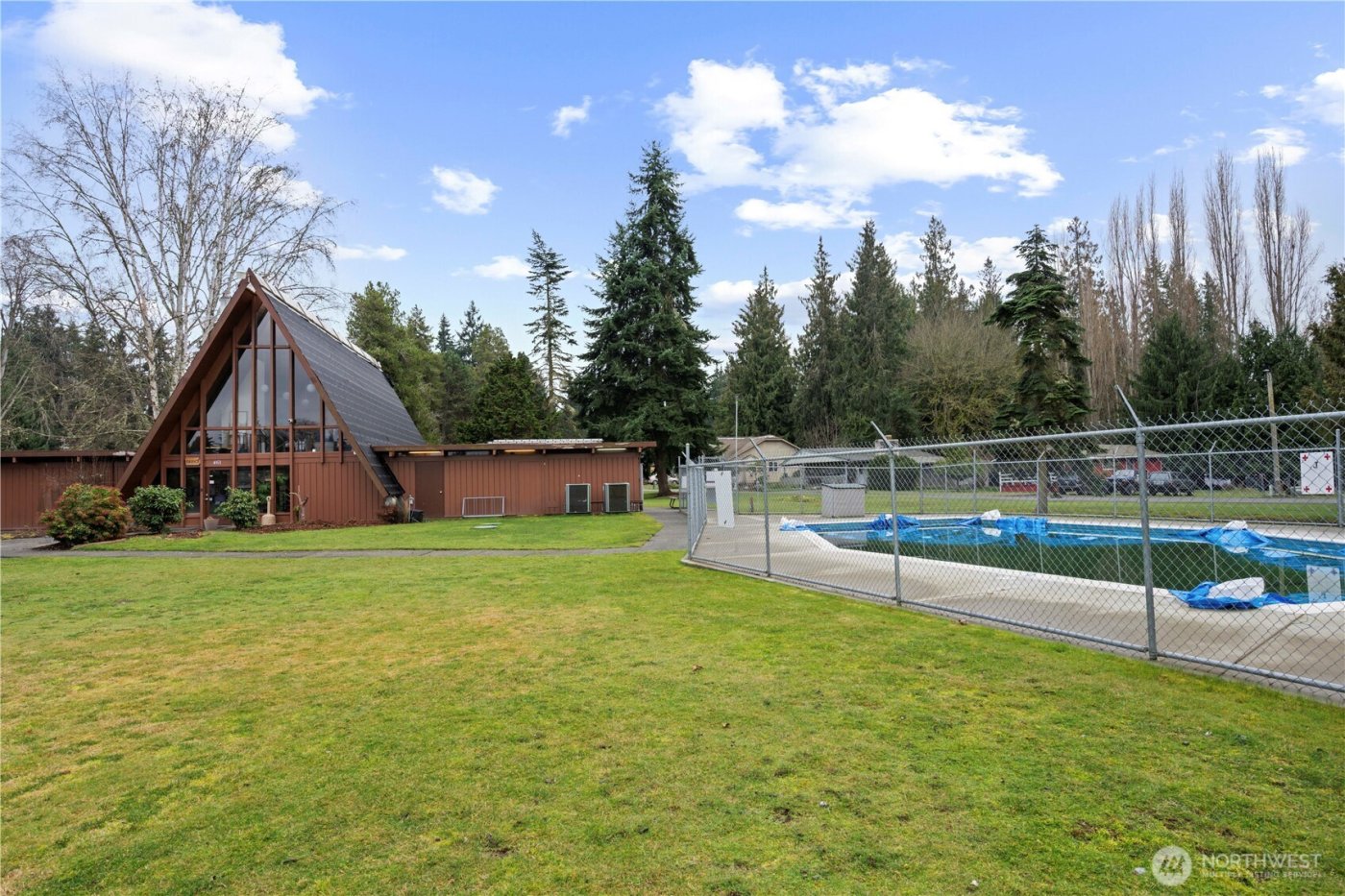 314 Dungeness Meadows , Sequim, WA 98382