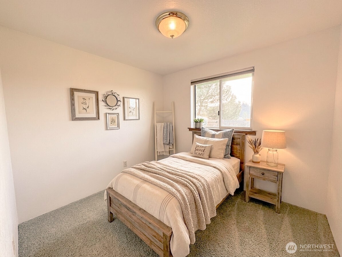 112 Eagle Glen Court , Eatonville, WA 98328