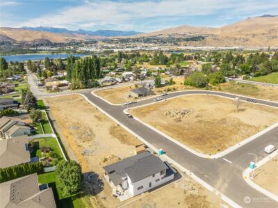 135 Chadwick (Lot 38) Street NW, East Wenatchee, WA 98802